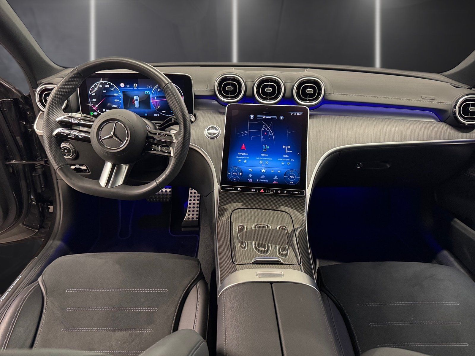 Fahrzeugabbildung Mercedes-Benz C 300 T d AMG*AHK*Totwink*Memory*Night*CarPlay*