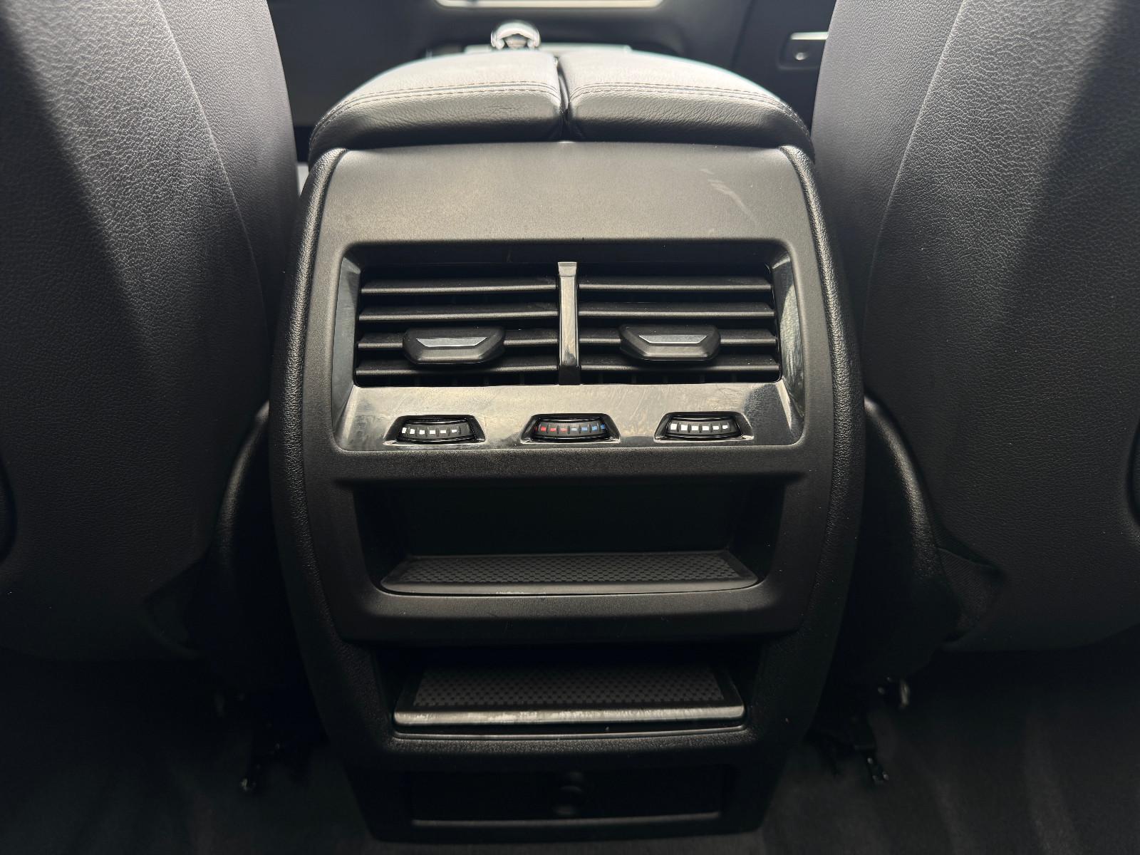 Car Image 34