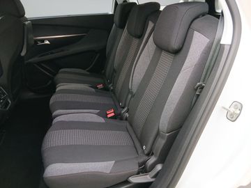 Peugeot 5008 - 12