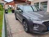 Hyundai SANTA FE 2.2 CRDi Premium 4WD 8AT SEVEN Premium - Hyundai SANTA FE: 7 Sitzer