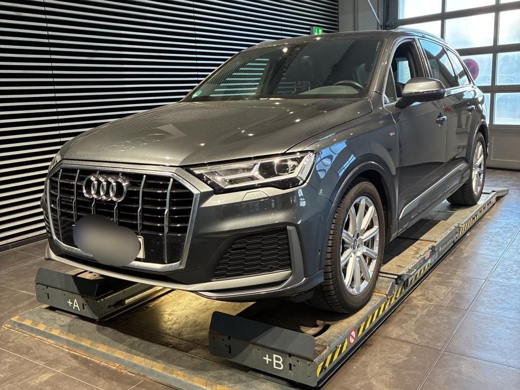 Image of Audi Q7