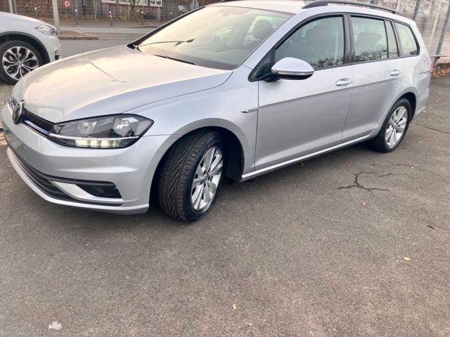 Volkswagen Golf 1.5 TGI BlueMotion IQ.DRIVE, CNG+Benzin