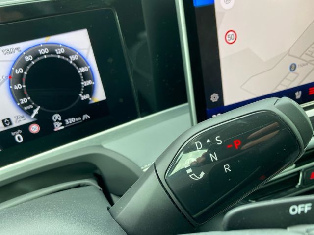 Passat Elegance 2.0 TDI StandHZG AHK Panodach Na