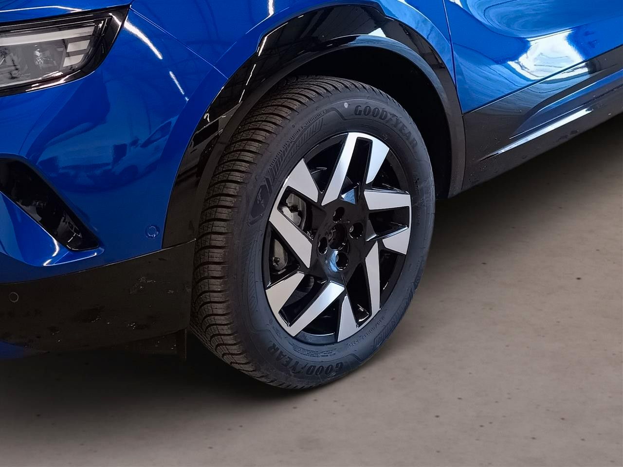 Fahrzeugabbildung Opel Mokka GS Automatik/Navi/Allwetter!