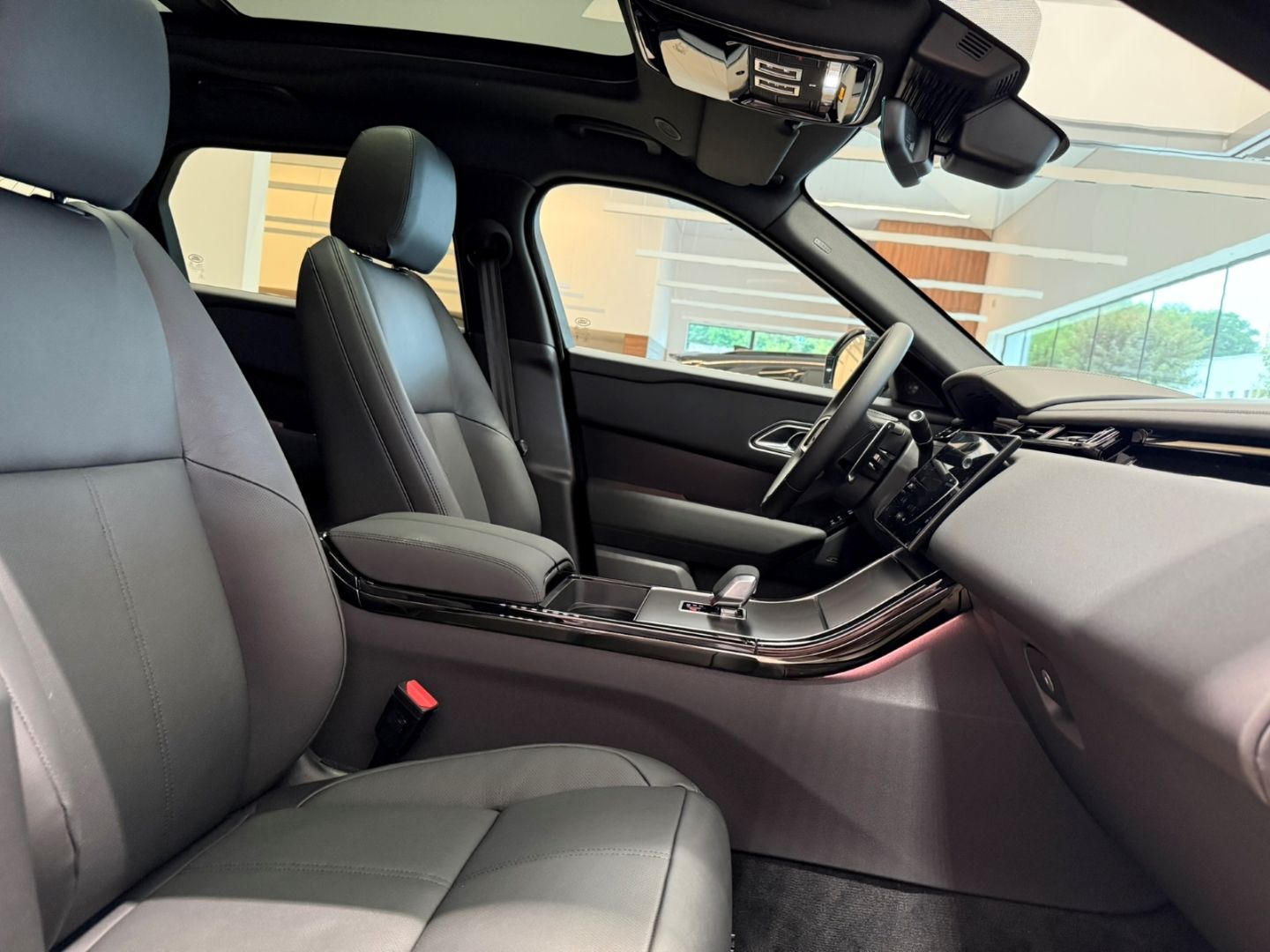 Land Rover Range Rover Velar - Bild 15