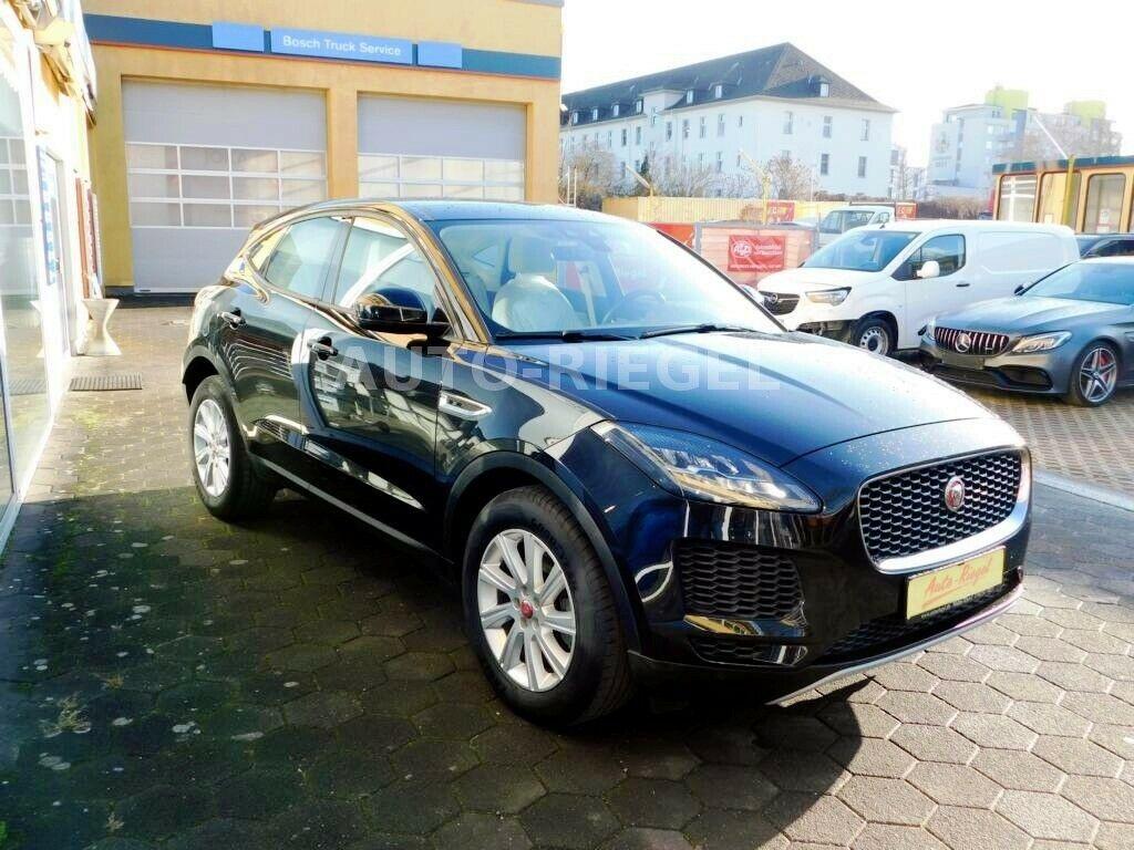 Jaguar E-Pace D150 S - Panorama / Kamera / Navi
