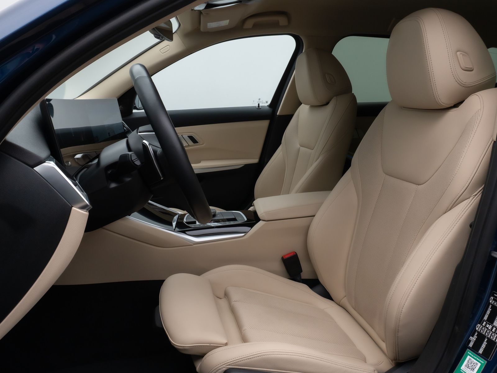 Fahrzeugabbildung BMW 320i Kamera HUD DAB H/K ACC Komfort Alarm Sport