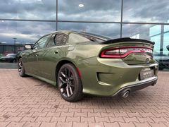 Fahrzeugabbildung Dodge Charger 5.7L R/T Autom. Blacktop Schiebedach