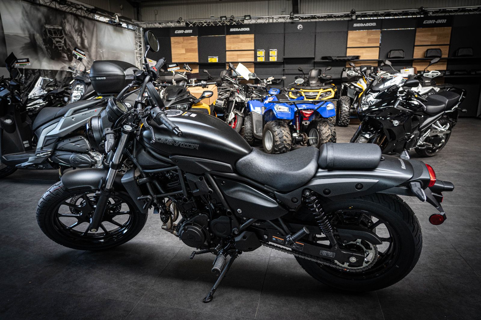 Fahrzeugabbildung Kawasaki Eliminator 500 / 2024 / Neu 4 Jahre Garantie