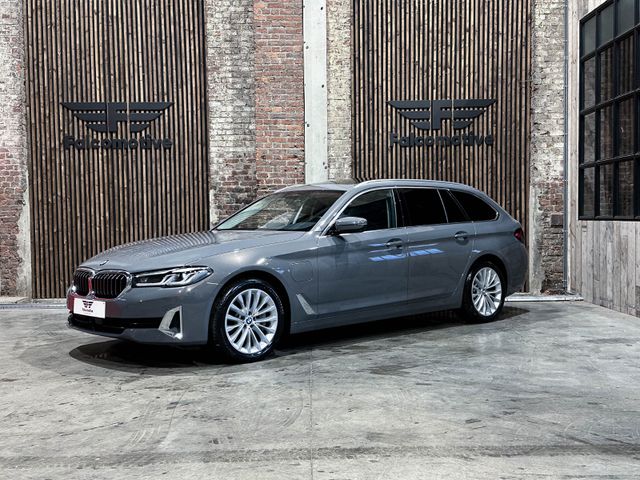 BMW 530e Touring *X-DRIVE*PANODACH*LUXURY-LINE*