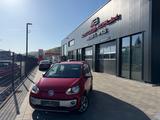 Volkswagen Up! Cross Up!*2.HD*8-FACH*SHZG*RED*TOP - gebrauchte VW up! aus dem Jahr 2013