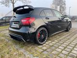 Mercedes-Benz A 45 AMG Mercedes-AMG A 45 4MATIC DCT Merced... - schwarze Mercedes-Benz A 45 AMG