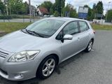 Toyota Auris 1,4-l-D-4D - - Toyota Auris mit Diesel-Antrieb: 1.4
