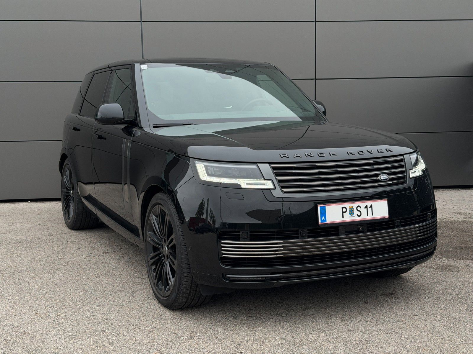 Land Rover Range Rover SV imagem 2