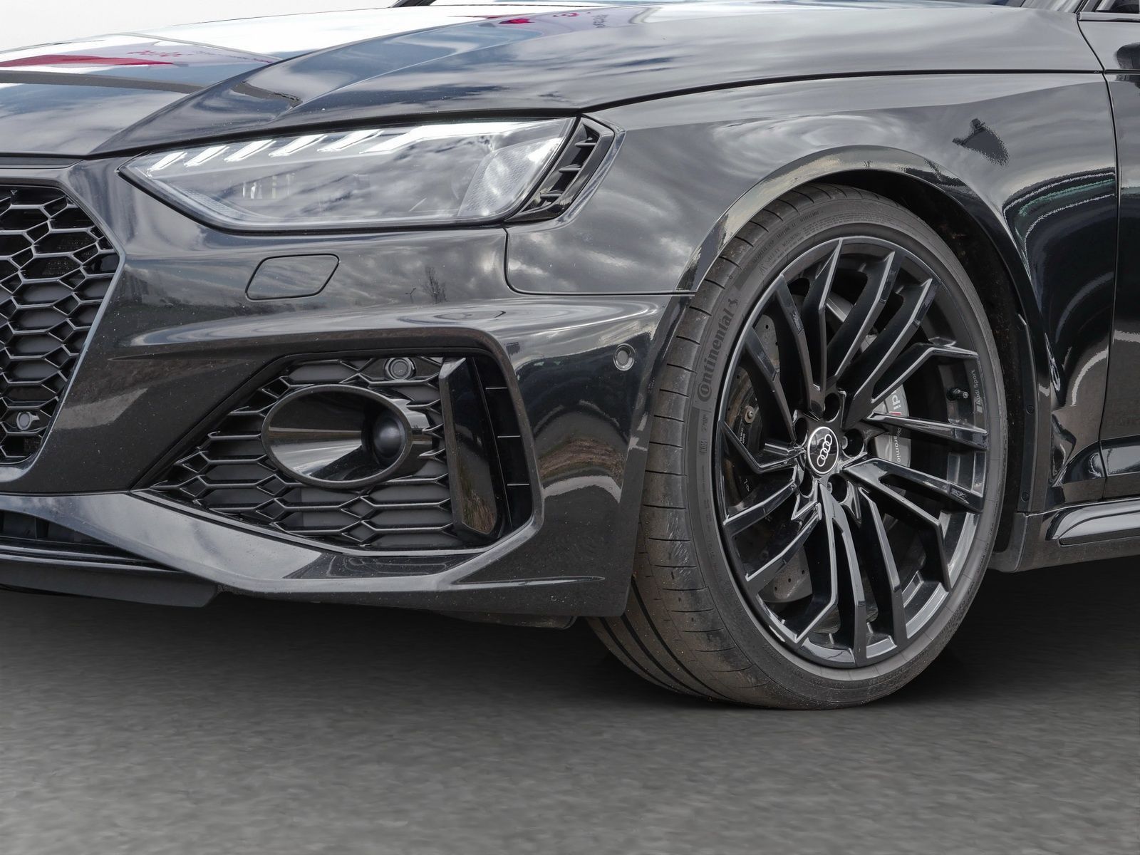 Audi RS4 - Bild 13