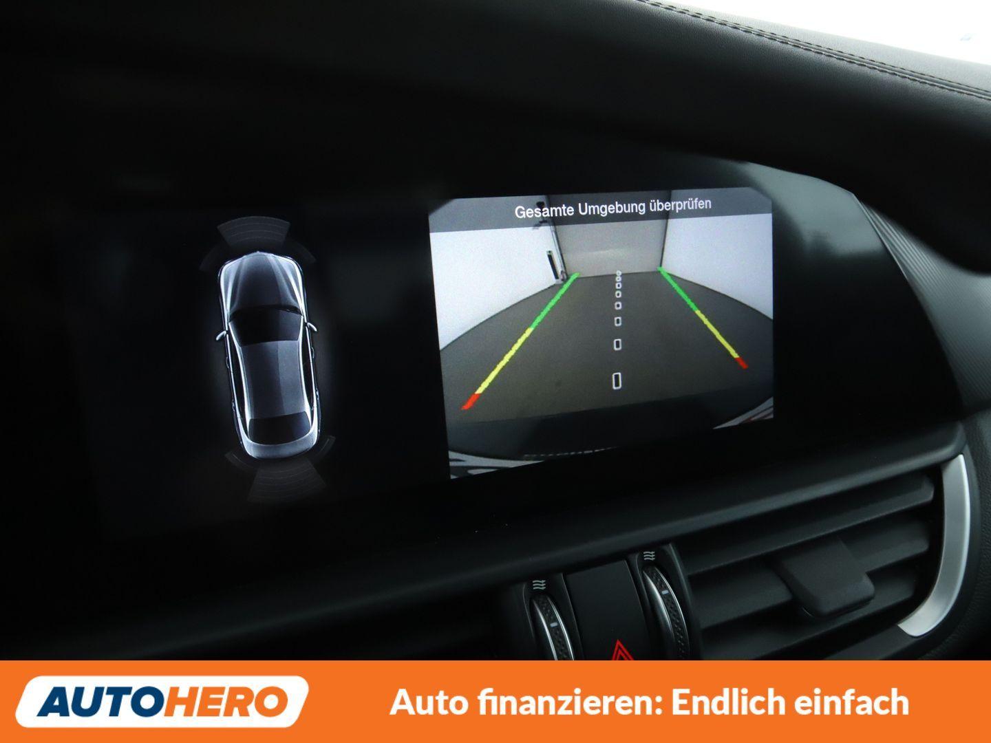 Alfa Romeo Giulia 2.0 Turbo Veloce Aut.*NAVI*BI-XENON*ACC*, миниатюра 20