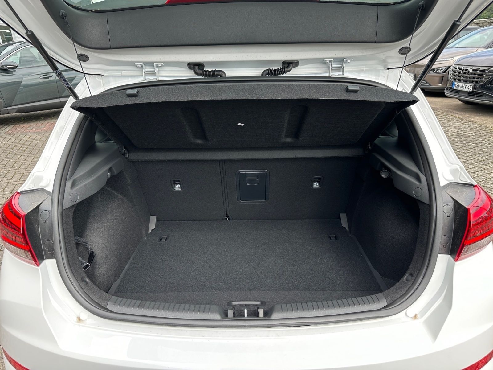 Hyundai i30 – Bild 12