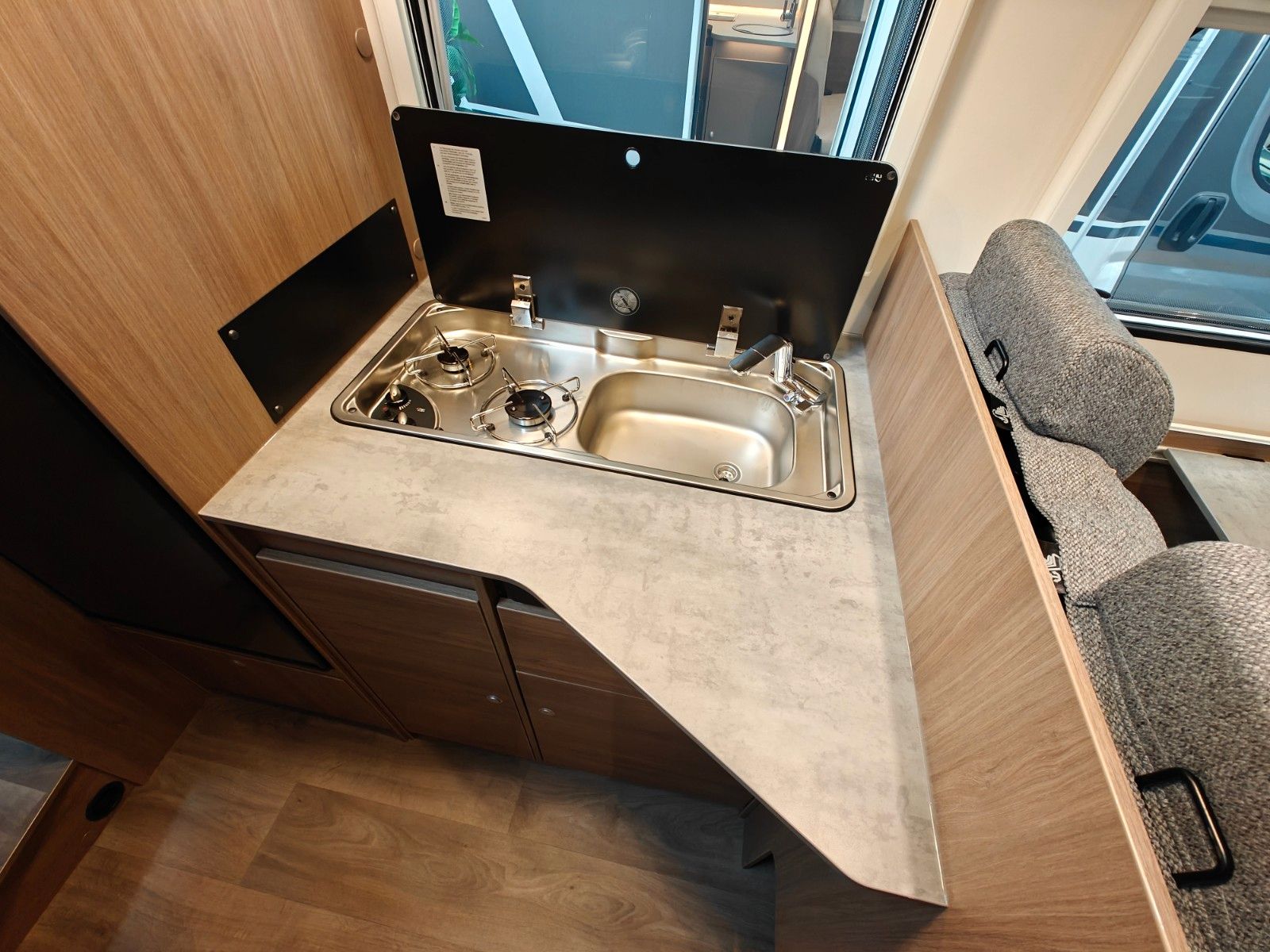 Fahrzeugabbildung Carado T-338 S  HERBST-DEAL SIE SPAREN 15.326 € !