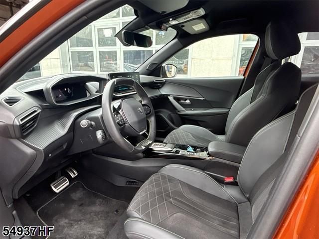 Fahrzeugabbildung Peugeot 2008 GT Pack Elektro NAVI+SHZ+LED+KAMERA