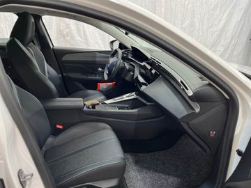 Peugeot 308 - 8