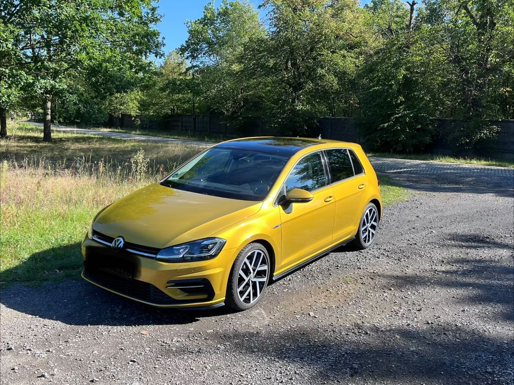 Image of Volkswagen Golf