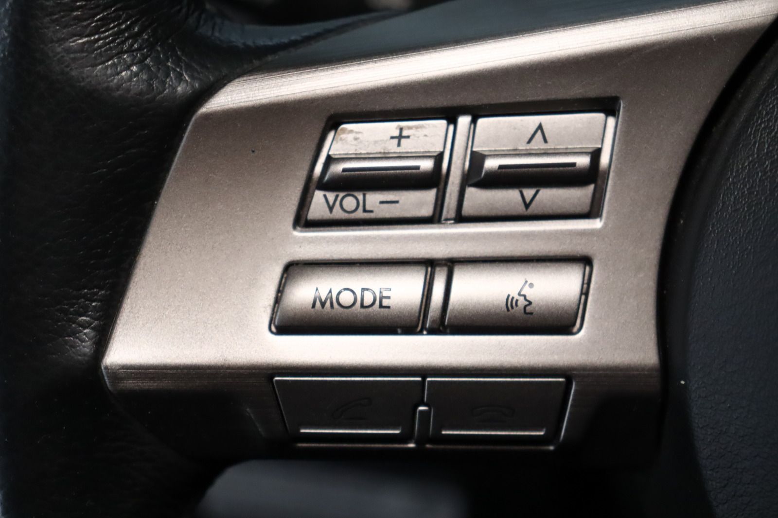 Fahrzeugabbildung Subaru Legacy Kombi 2.0D Outback Comfort Navigation