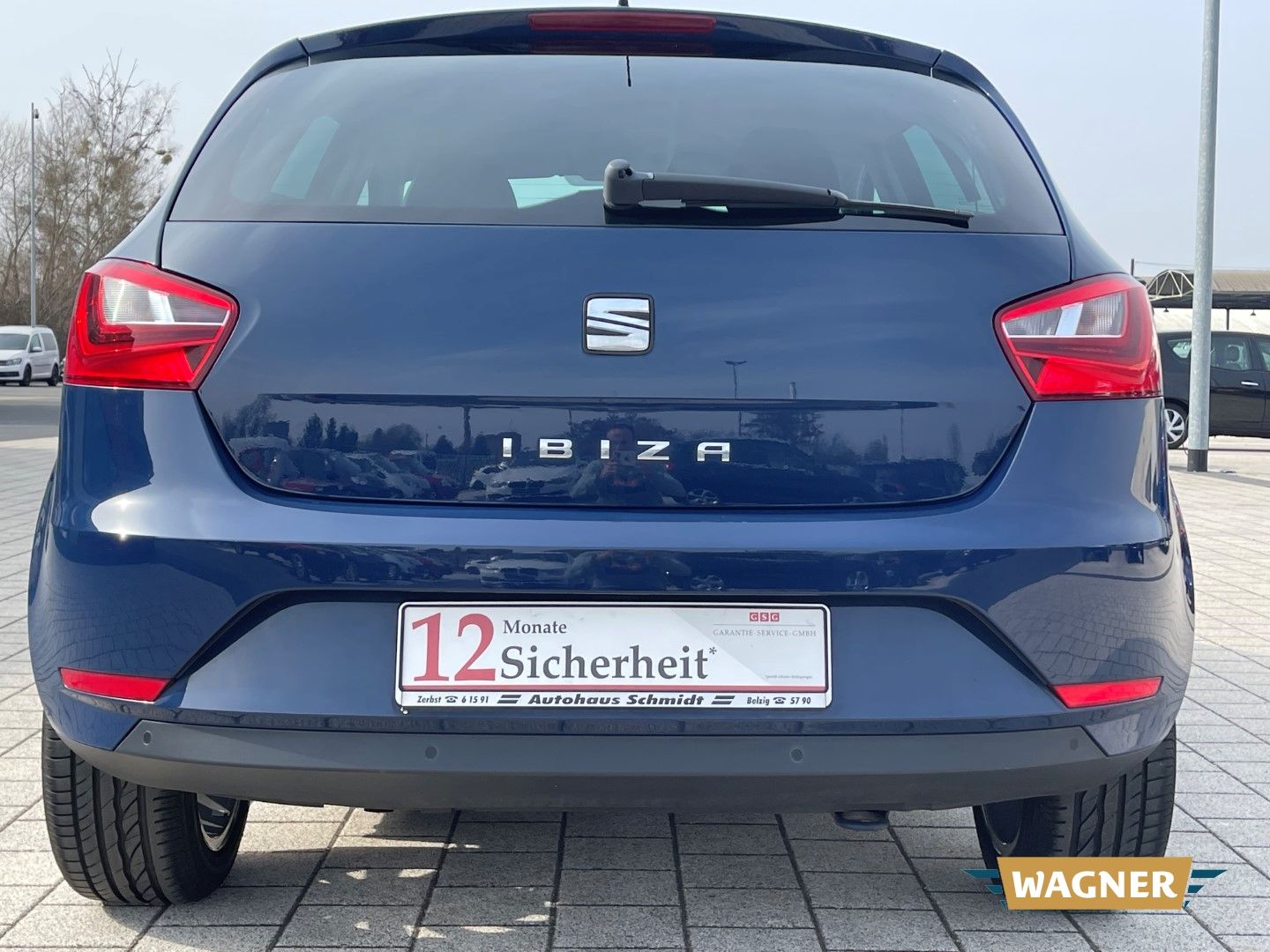 Fahrzeugabbildung SEAT Ibiza Connect Klimaautomatik Sitzheizung