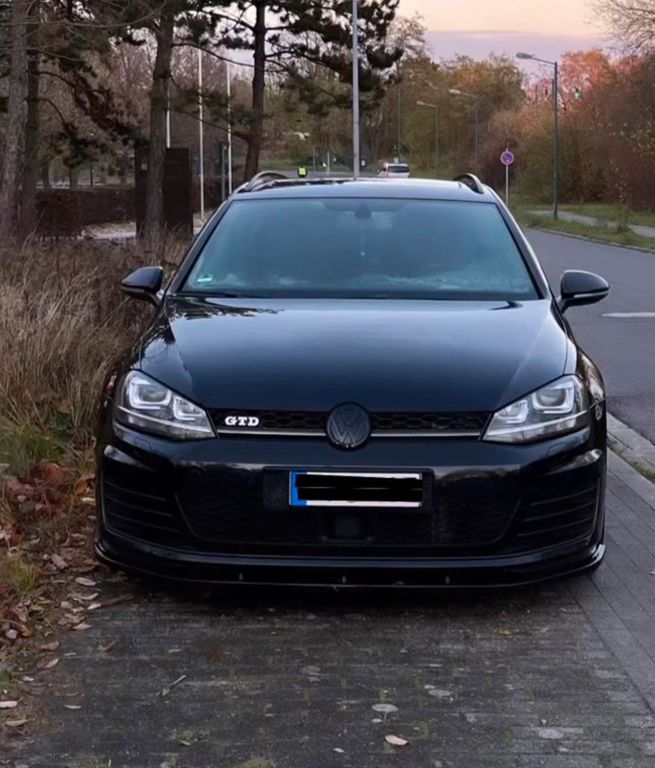 Image of Volkswagen Golf