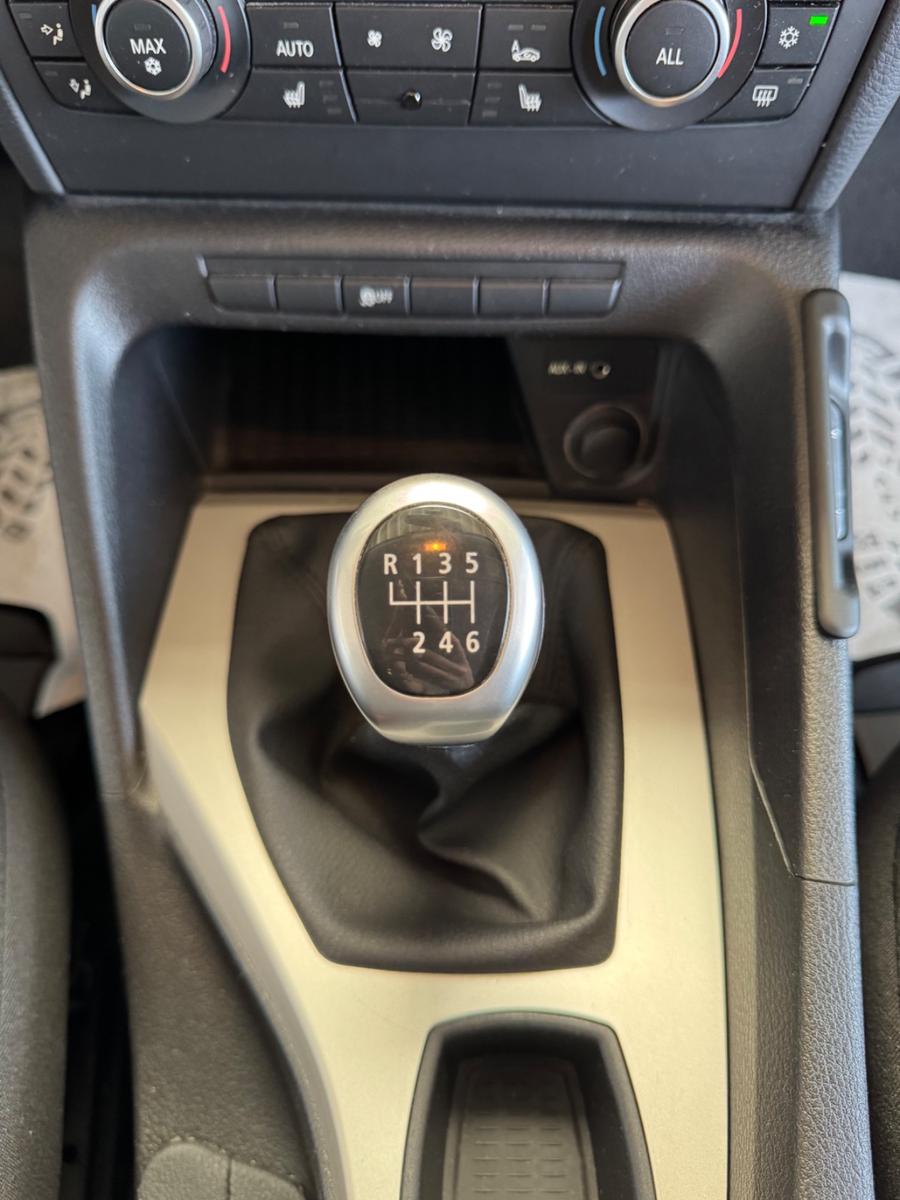 BMW X1 18 i sDrive *Klima*Shzg.*PDC*