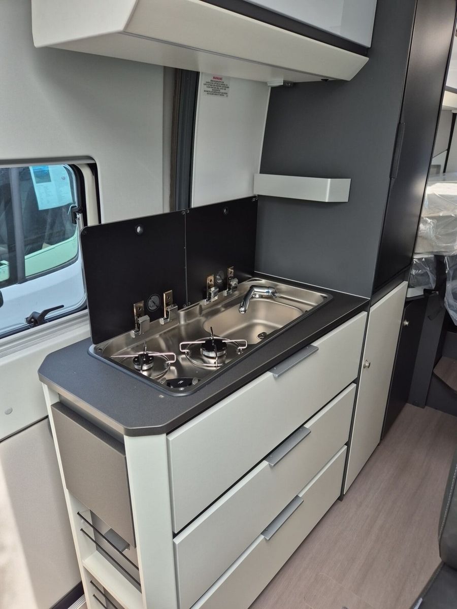 Fahrzeugabbildung Adria Twin Supreme 640 SLB Markise,Lith,Solar,Radio...