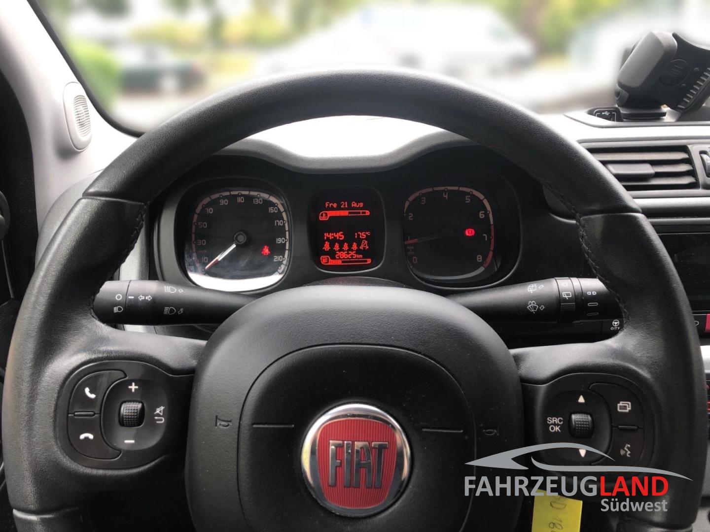 Fiat Panda City Cross Klimaautomatik Einparkhilfe hin