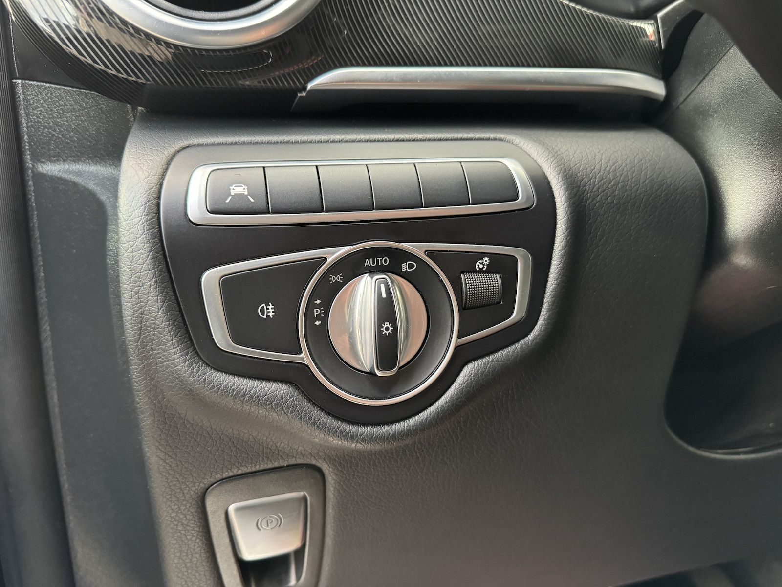 Fahrzeugabbildung Mercedes-Benz V 220 d EDITION/LED/Navi/DAB/Cam/Spur/Side/AHK/