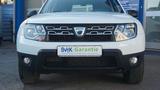 Dacia Duster I Laureate 4x2 Klima Anhängerkupplung PDC - Dacia Duster: Weiß