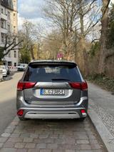 Mitsubishi Plug-in Hybrid Outlander - Mitsubishi Plug-in Hybrid Outlander von privat