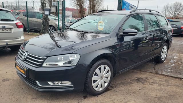 Volkswagen Passat Variant Trendline 1Hand Navi. 12 M Garant