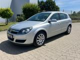 Opel Astra 1.4 *1.HAND*KLIMA*TEMPOMAT* - gebrauchte Opel Astra aus dem Jahr 2004