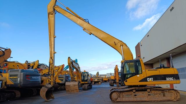 CAT 325CL Long Reach