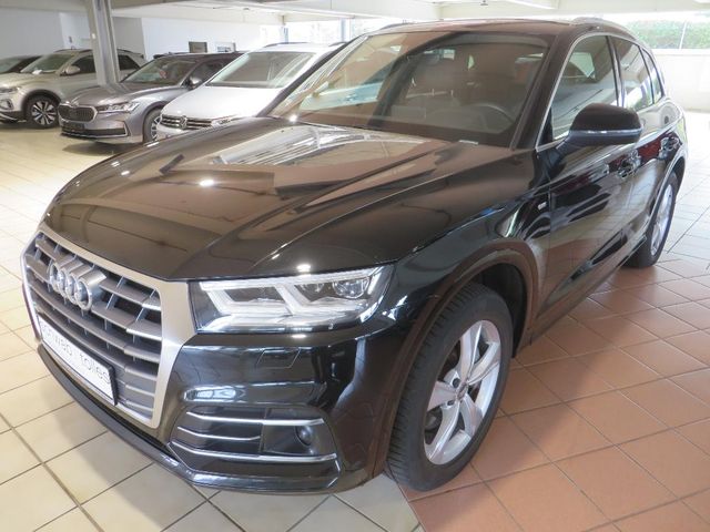 Audi Q5 TFSI e Q5 50 TFSIe S-tronic Quattro