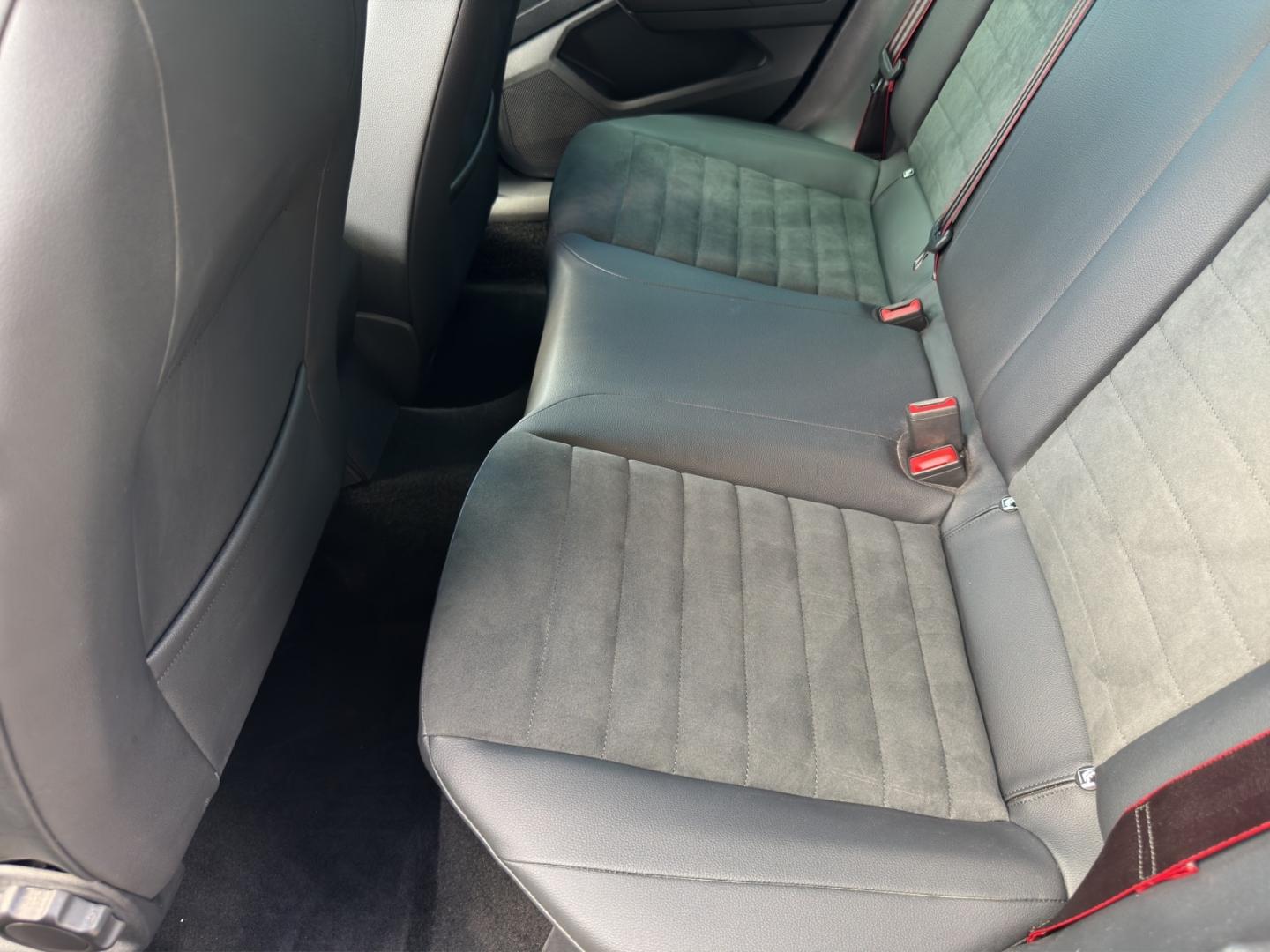Seat Arona 1.5 TSI FR KAMERA NAVI FULL LINK BEATS ACC