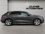 Audi Q8 45 TDI quattro, Pano, 1.Hand, Insp. Neu - gebrauchte Audi Q8 aus dem Jahr 2022