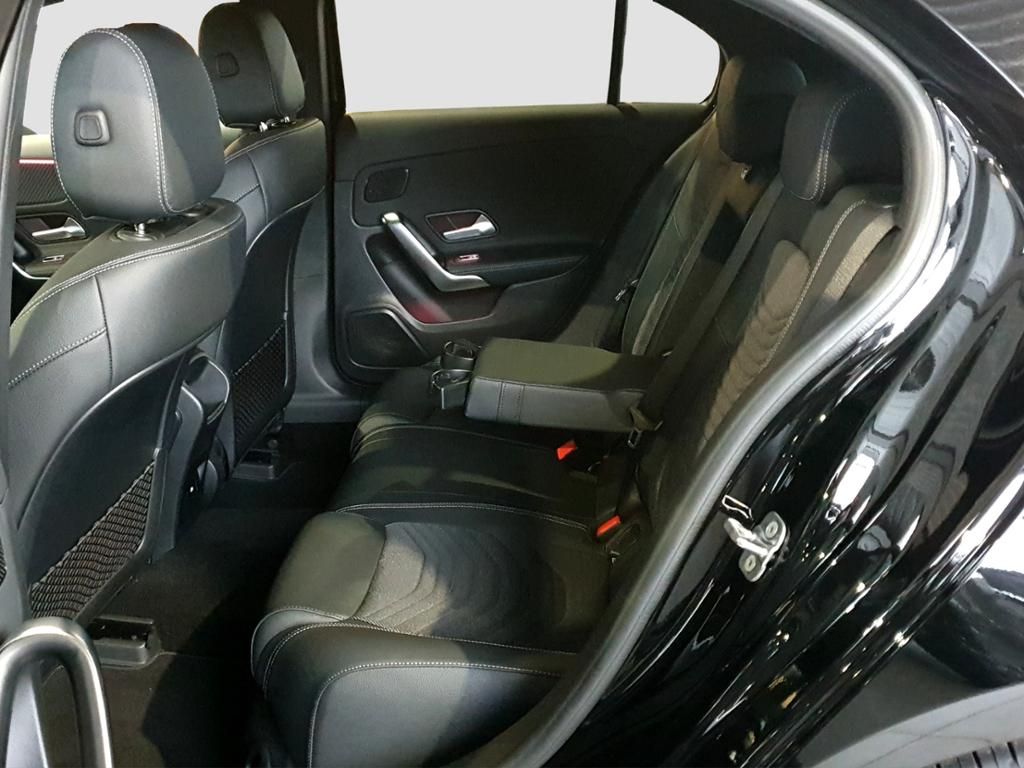 Fahrzeugabbildung Mercedes-Benz A 180 Distronic*AHK*Sound*Night*LED*Sitzhzg*360