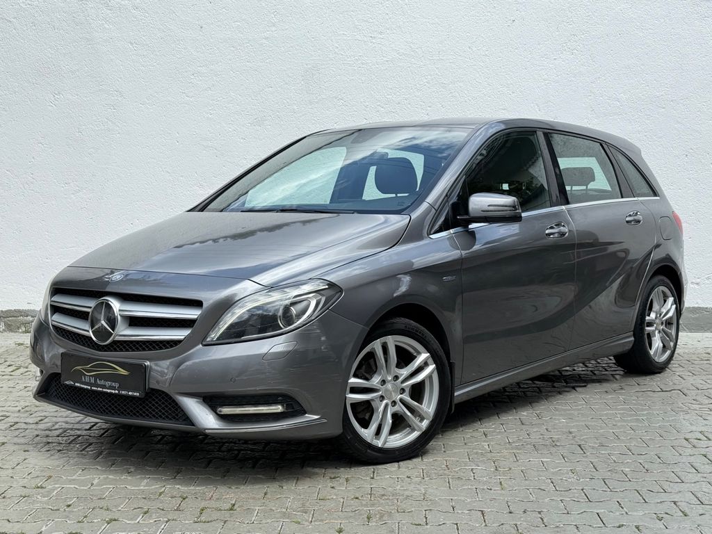 Mercedes-Benz B 200