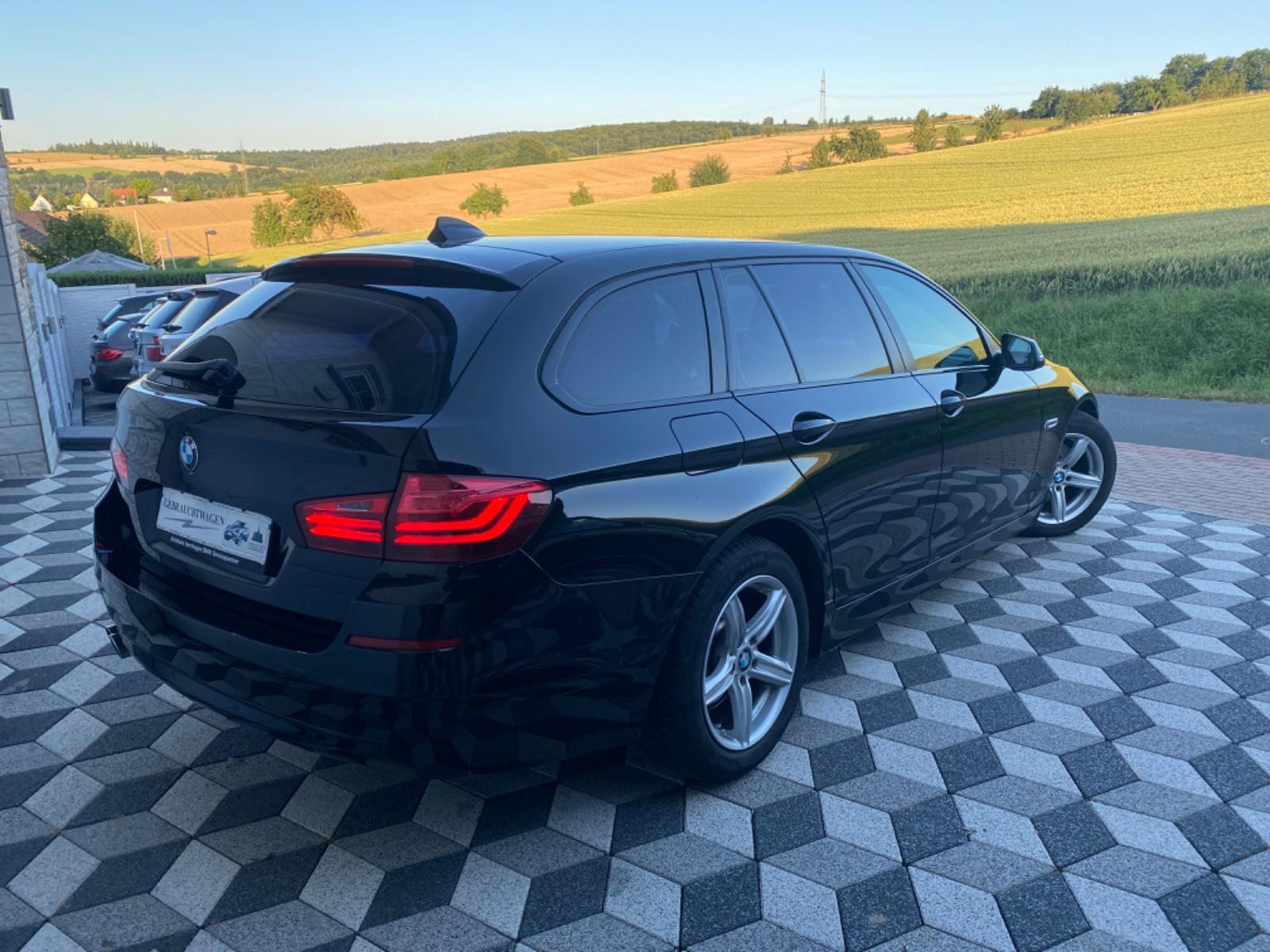 BMW 520dA Touring  HEAD-UP  BI-XENON  KAMERA