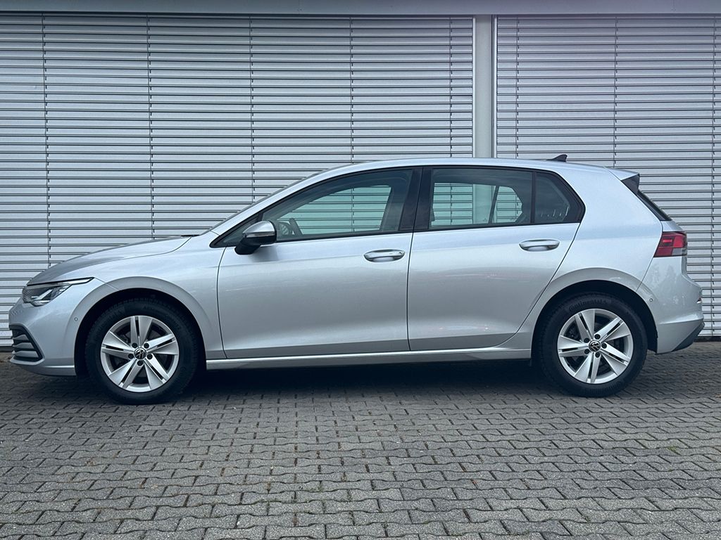 Golf VIII 1.5 TSI LIFE *STDHZG*NAVI*LED*ACC*