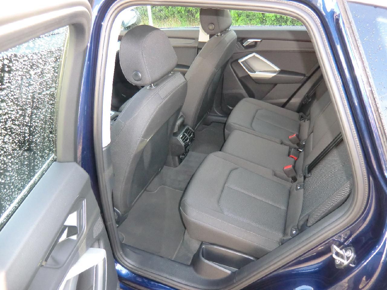Audi Q3 45 TFSI e basis 8-fach bereift, AHK foto 8