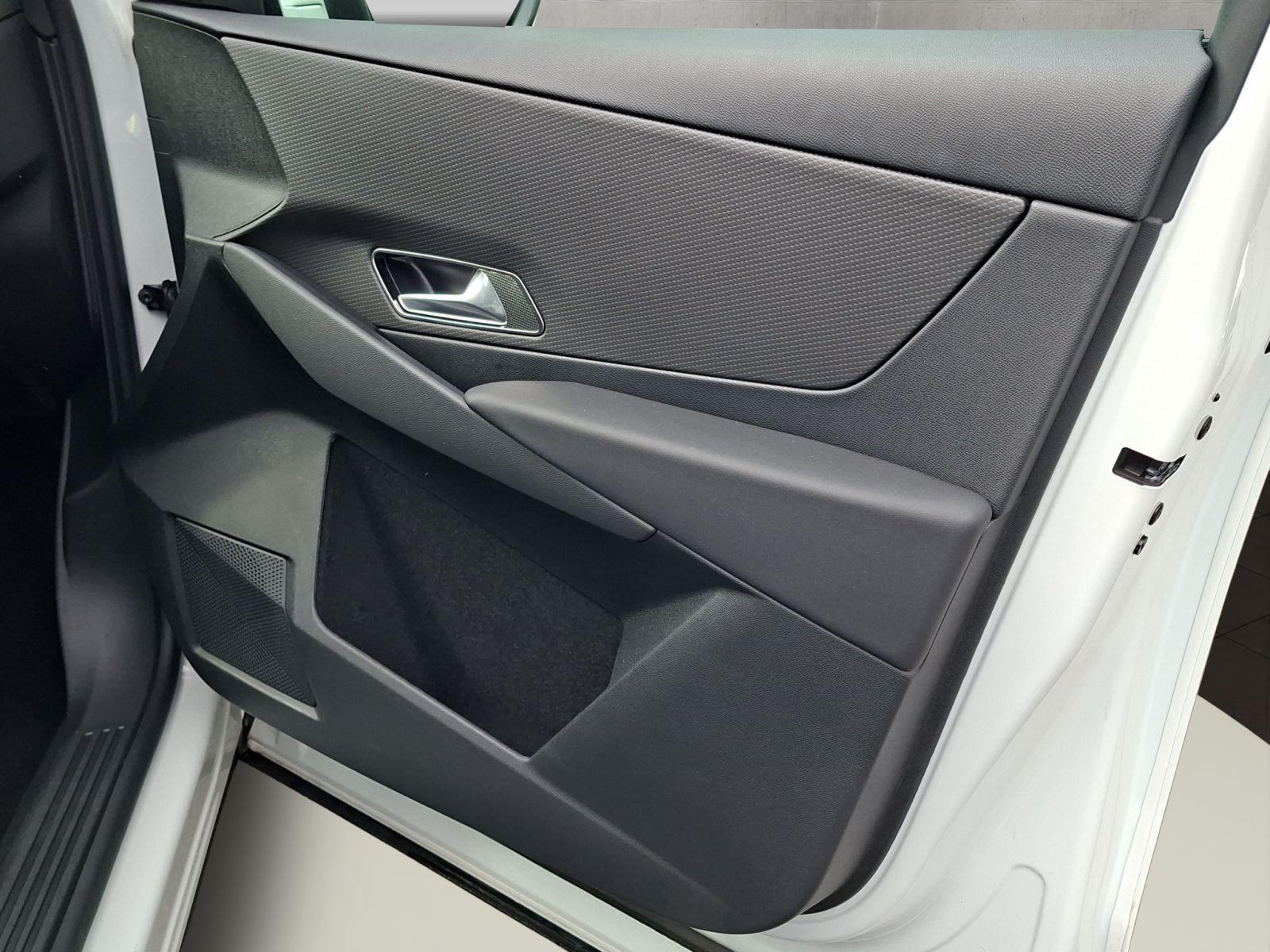 DS Automobiles DS7 Bastille BlueHDI130 EAT8