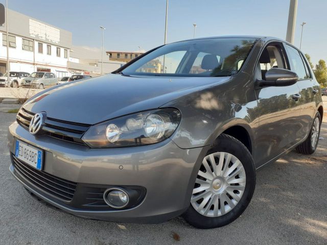 Volkswagen Golf 1.6 TDI DPF 3P TRENDLINE