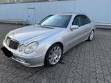 Mercedes-Benz Mercedes Benz E 350 LPG Top Ausstattung & ... - gebrauchte Mercedes-Benz E 350 aus dem Jahr 2004
