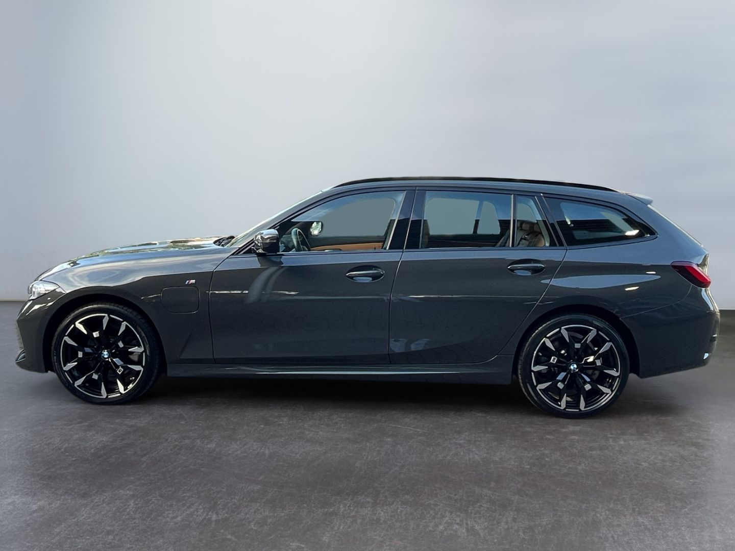 BMW 330 e Touring M Sport Harman-Kardon AHK LED LED foto 5