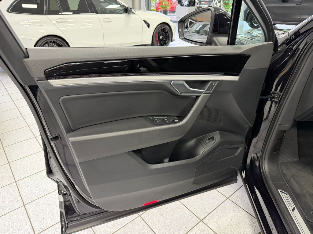 Volkswagen Touareg 3.0 TDI Elegance 4M*STHZG*PANO*LUFTFEDE.
